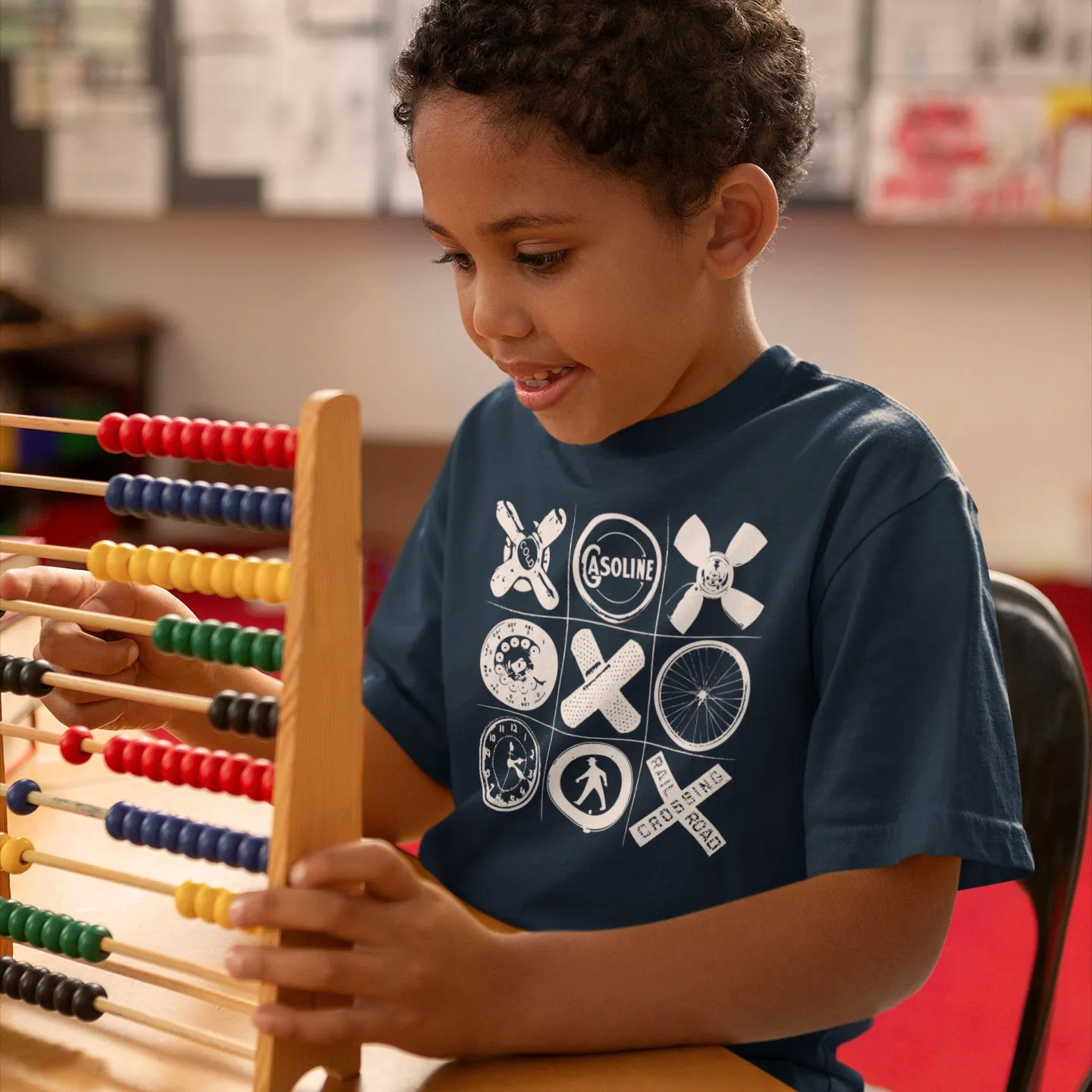 TIC TAC TOE w/ FOUND OBJECTS - KIds